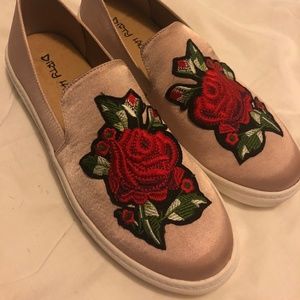 Dirty Laundry Rose Applique Slip-Ons